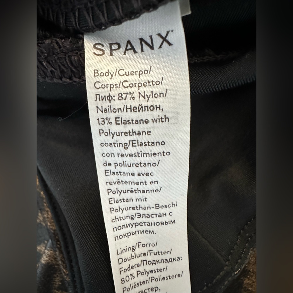 SPANX Leopard Patterned Leggings - New - Picture 7 of 7